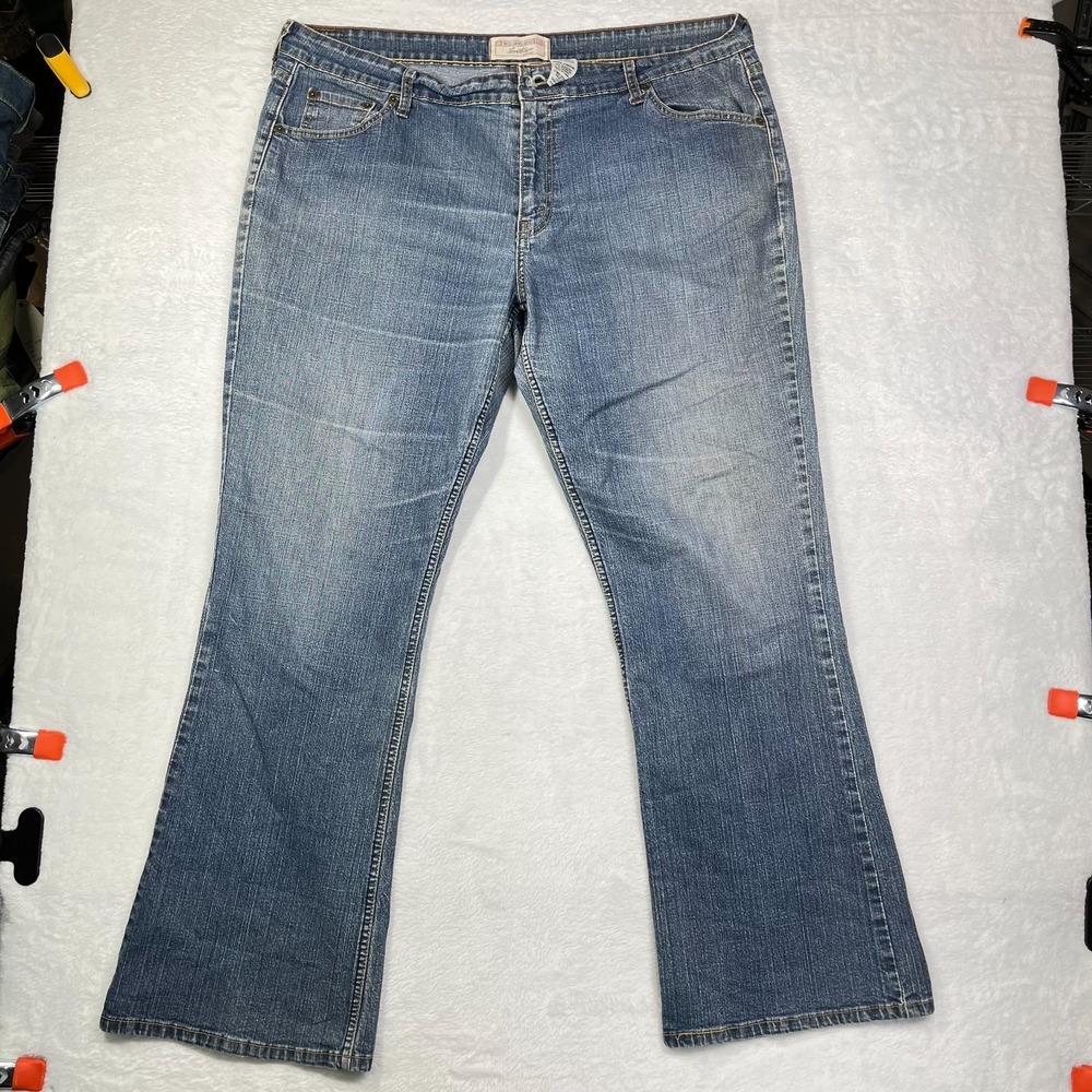 Signature by Levi Strauss & Co. Stretch Low Rise Bootcut Jeans Women 18M - 38X31
